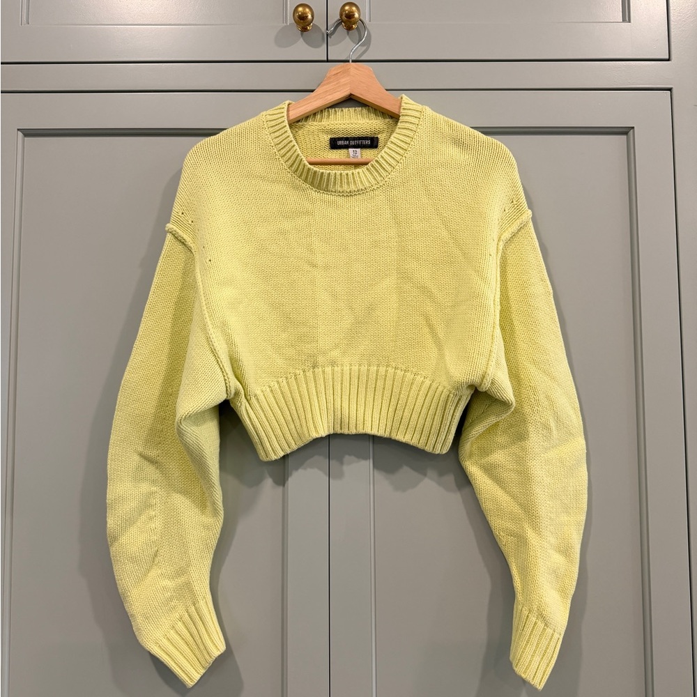 Urban Outfitters Light Yellow Cropped Sweater
